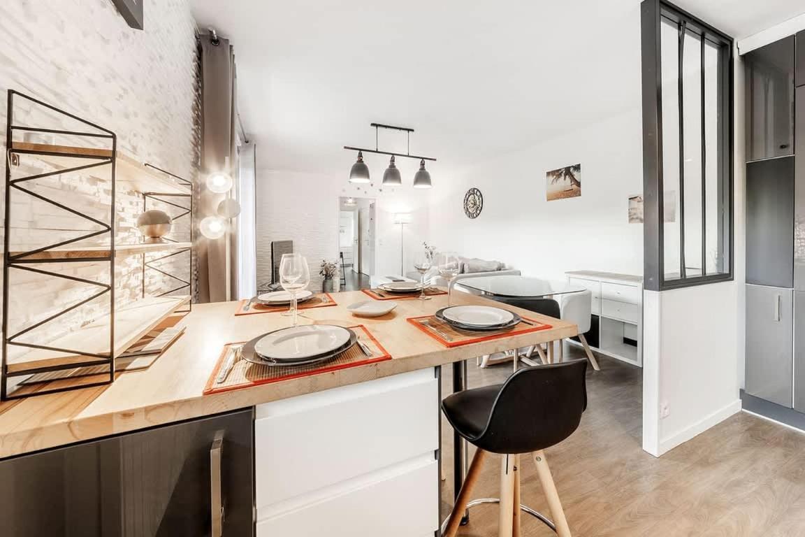 Appartement Le Prevert, T3 Avec Terrasse Et Parking Rennes