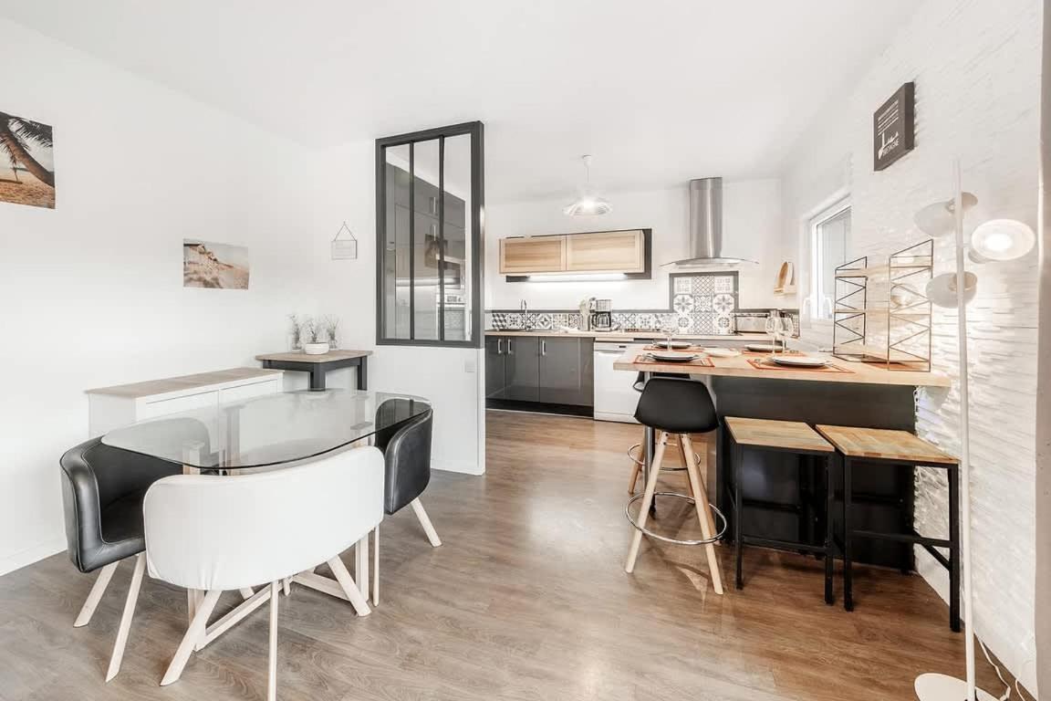Le Prevert, T3 Avec Terrasse Et Parking Appartement